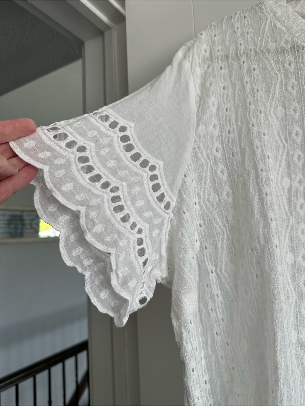 SHEIN plus size White Eyelet Lace Short Sleeve Top - Picture 2 of 10